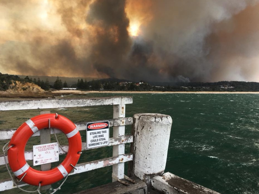 Images from Suzie Duffy Facebook page "Just letting all of my peeps know I am fine and have been evacuated- poor Tathra it is not looking good at all."