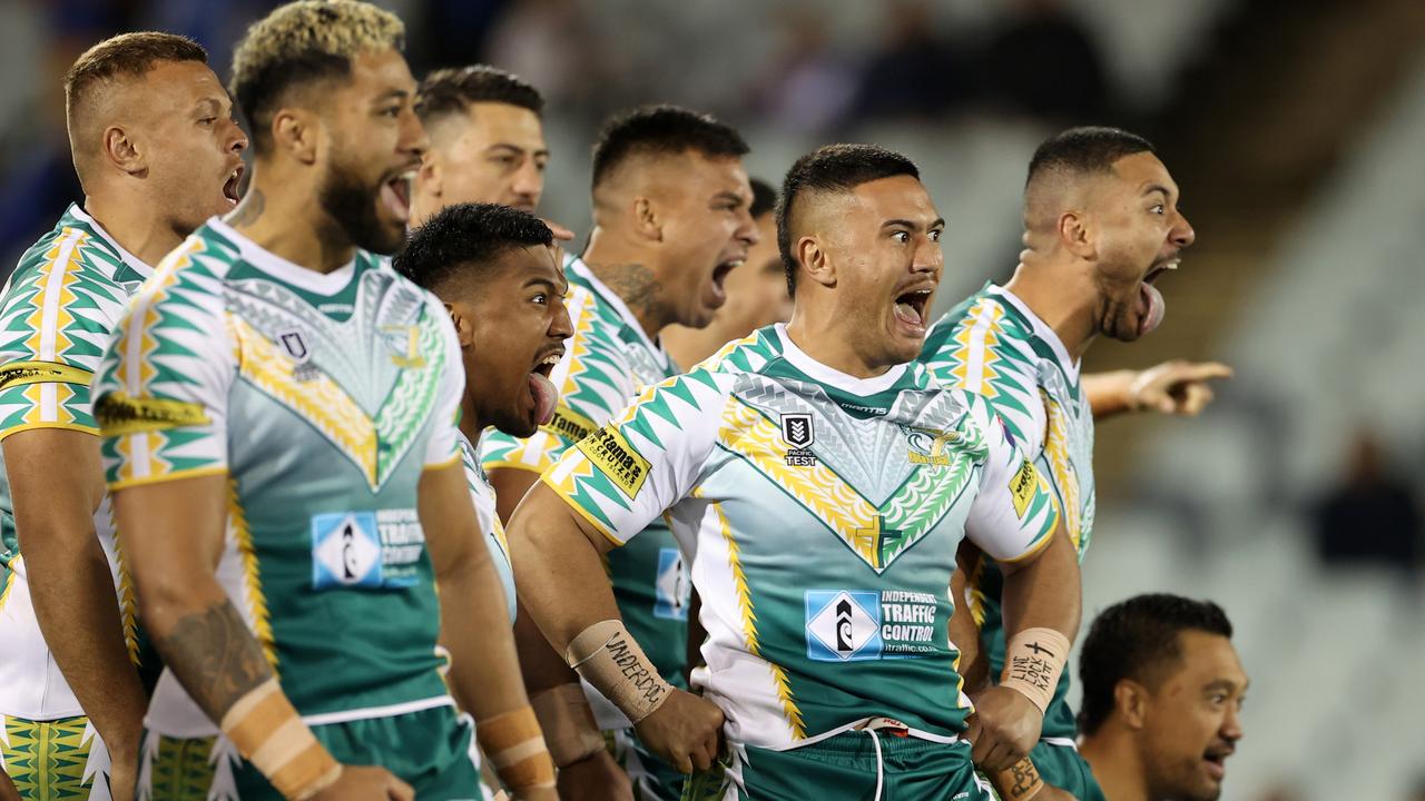 Cook Island players perform the Haka before their clash with Samoa. (Photo by Mark Kolbe/Getty Images)