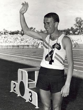 Glen Waverley runner Trevor Vincent features in National Sports Museum ...