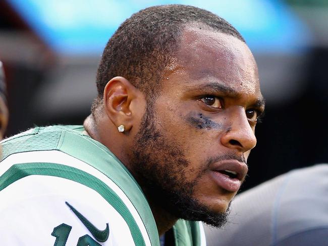 EAST RUTHERFORD, NJ - OCTOBER 26: Percy Harvin #16 of the New York Jets watches play from the bench during the second quarter against the Buffalo Bills at MetLife Stadium on October 26, 2014 in East Rutherford, New Jersey. Al Bello/Getty Images/AFP == FOR NEWSPAPERS, INTERNET, TELCOS & TELEVISION USE ONLY ==