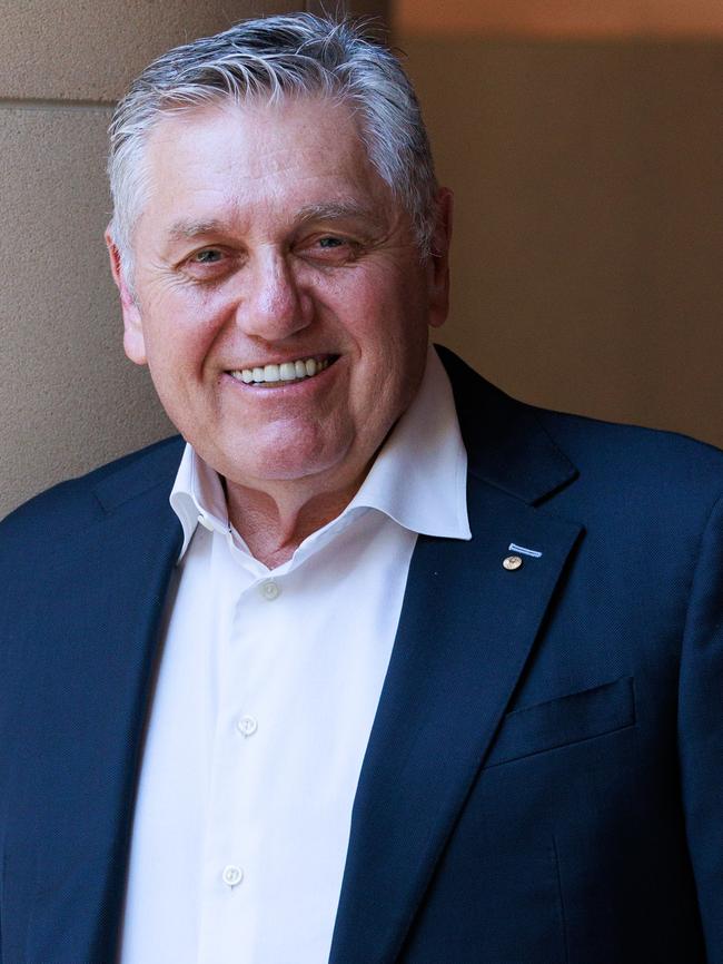 Broadcaster Ray Hadley fired back at Nassif’s claims saying he “has ruined the lives” of thousands of potential homeowners.