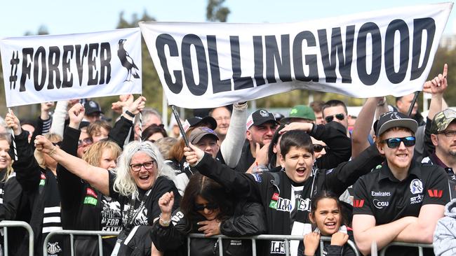 Supporters are seen at the Collingwood fan day at Olympic Park Oval in Melbourne, Sunday, September 30, 2018. Collingwood was beaten by the West Coast Eagles in yesterday's AFL Grand Final. (AAP Image/Julian Smith) NO ARCHIVING