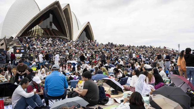 Excitement is building at the Sydney Opera House ahead of the 9pm and midnight fireworks display. Picture: NCA NewsWire / Monique Harmer