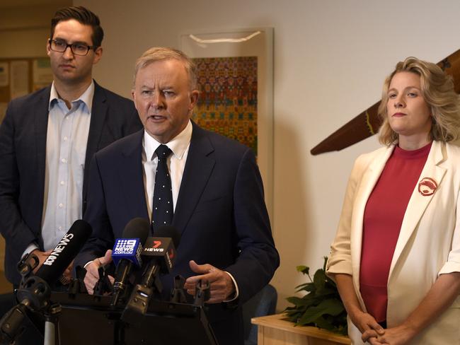 MELBOURNE, AUSTRALIA - NewsWire Photos APRIL 22, 2021: Opposition Leader Anthony Albanese is joined by Josh Burns, Federal Member for Macnamara and Clare O'Neil, Member for Hotham, at Sacred Heart Aged Care in St Kilda as he speaks about the Federal Government's failure in successfully rolling out the COVID vaccine in nursing homes. Picture: NCA NewsWire / Andrew Henshaw