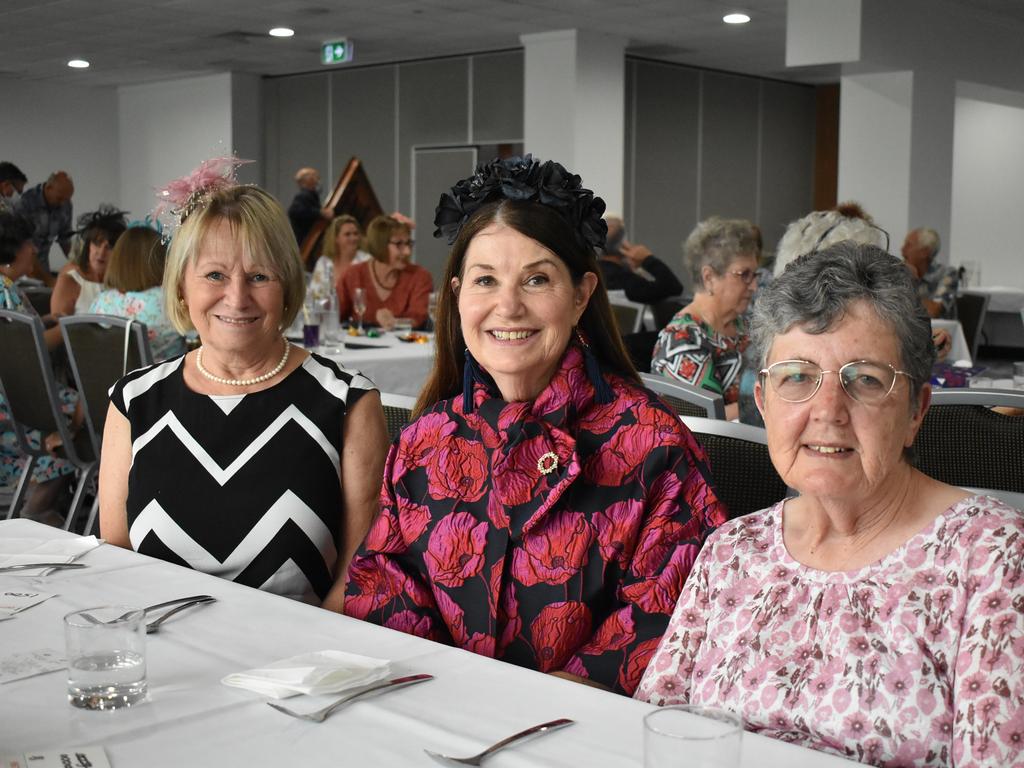 Margaret Ashenden, Suzanne Campbell and Kyra Bickerton at the Grafton District Services Club 2021 Melbourne Cup Luncheon.