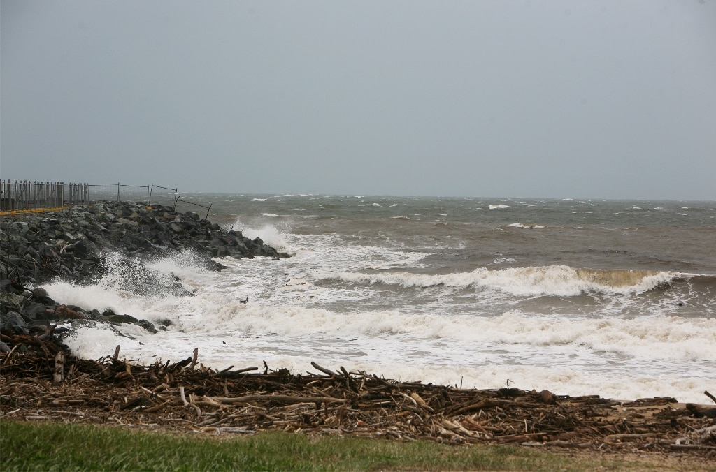 Mackay feels effects of Cyclone Yasi | The Courier Mail