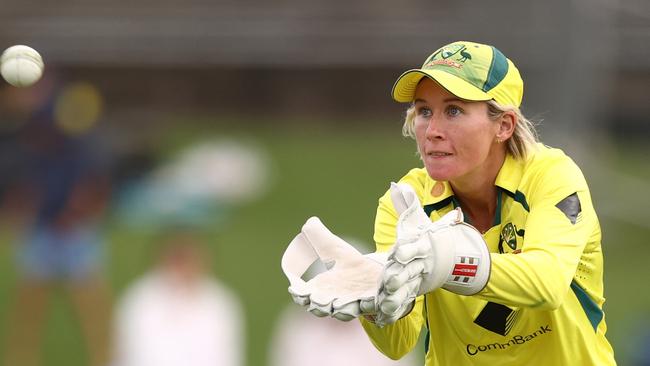 Beth Mooney didn’t bat on Tuesday but is expected to be fit for the second game. Picture: Robert Cianflone / Getty Images