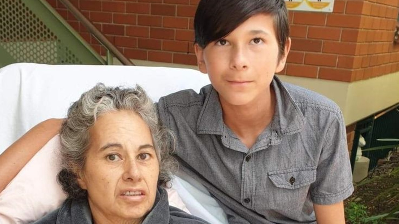 Bailey Pini (right) – with his late mother who lost her life to terminal cancer in 2020.