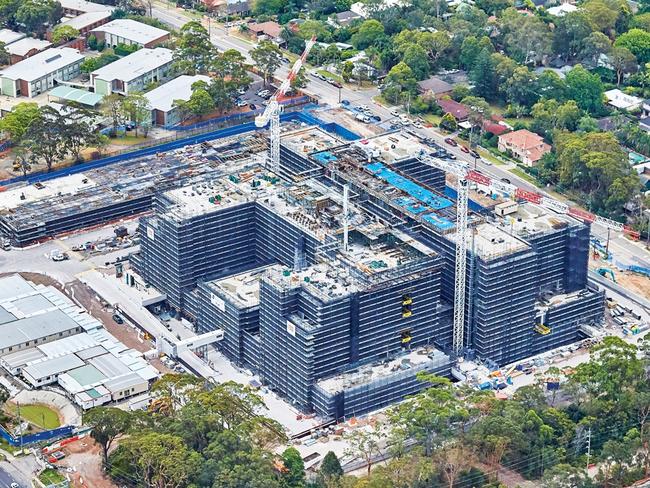 An aerial photo of what the Northern Beaches Hospital at Frenchs Forest looks like in December 2016.