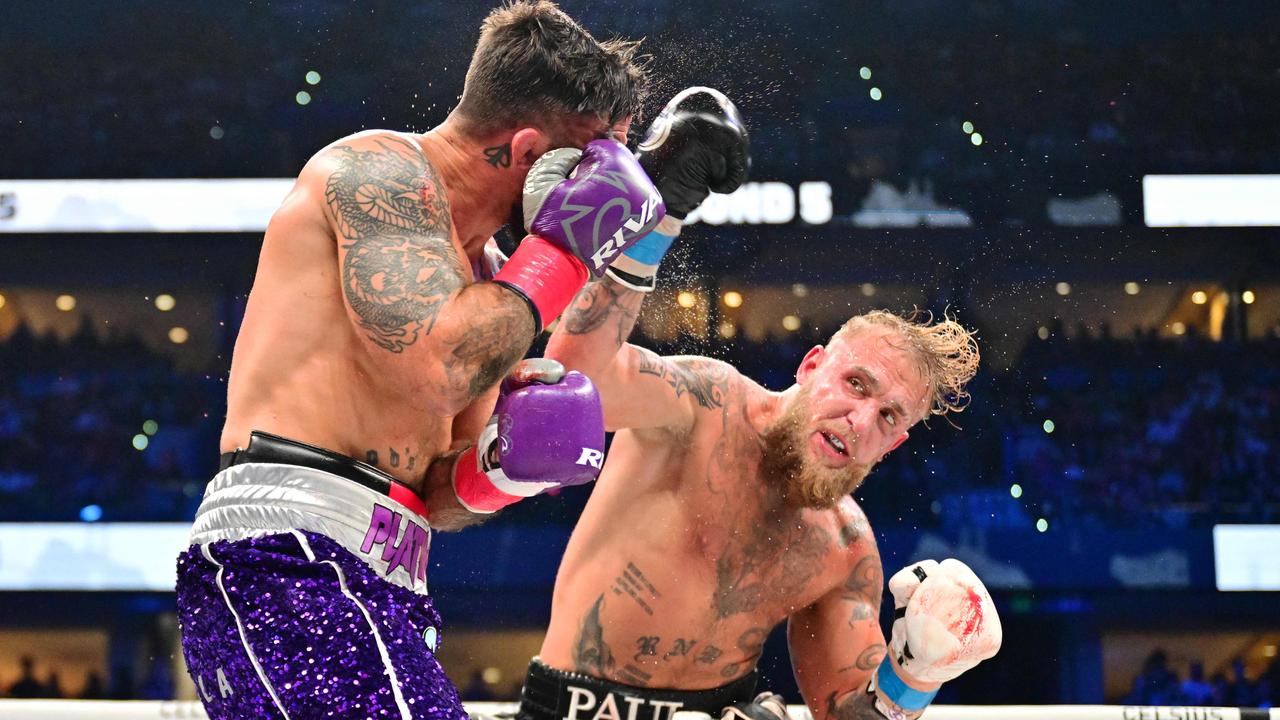 Jake Paul was huge compared to Mike Perry. Photo: Julio Aguilar/Getty Images/AFP