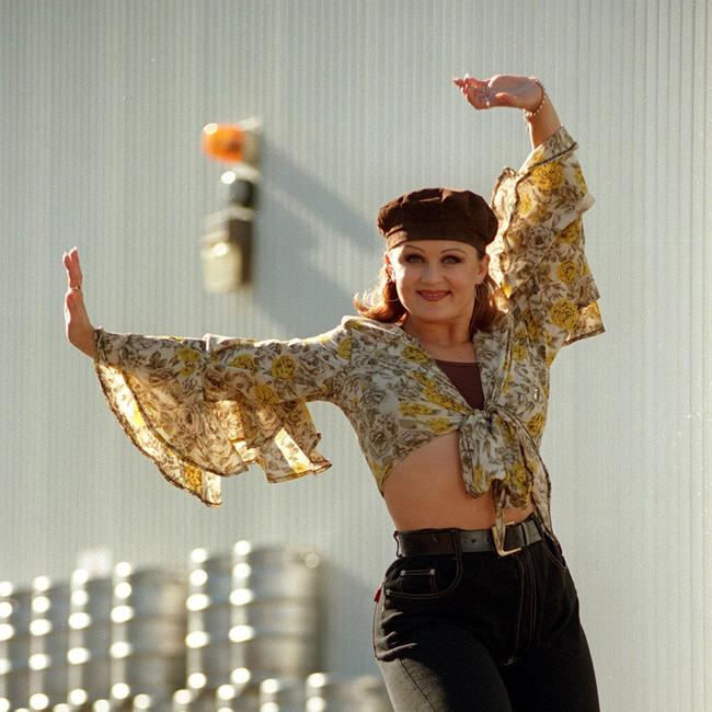 Gold Coast singer and dancer Leanne Mauchlan.
