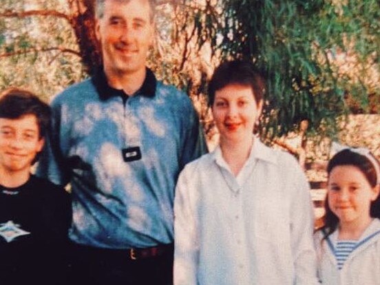 Shanae Brooke Edwards as a child (right) with her family.