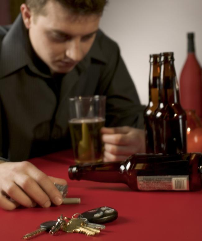 A Yeppoon drink-driver crashed into a tree as police were trying to pull him over. Generic image.