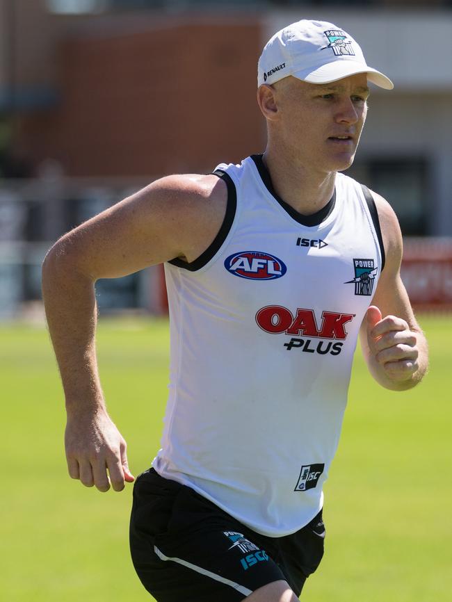 SuperCoaches will be overjoyed Robbie Gray is once again a dual-position player in 2018. Picture: AAP Image/Ben Macmahon