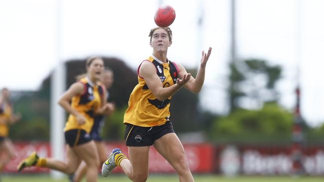 Amber Clarke playing for the Dandenong Stingrays. Picture: Mike Owen/AFL Photos via Getty Images