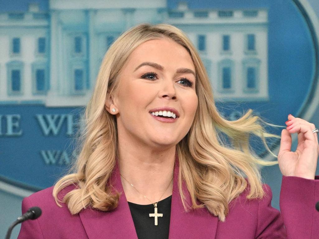 White House press secretary Karoline Leavitt shakes things up during ...
