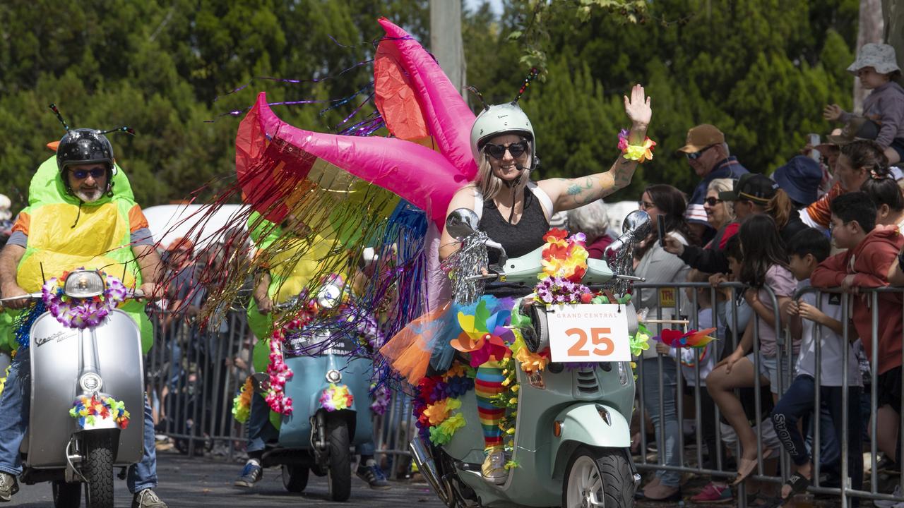 Romana Di Liva from the Vespa Club of Brisbane in the Grand Central Floral Parade. Saturday, September 17, 2022. Picture: Nev Madsen.