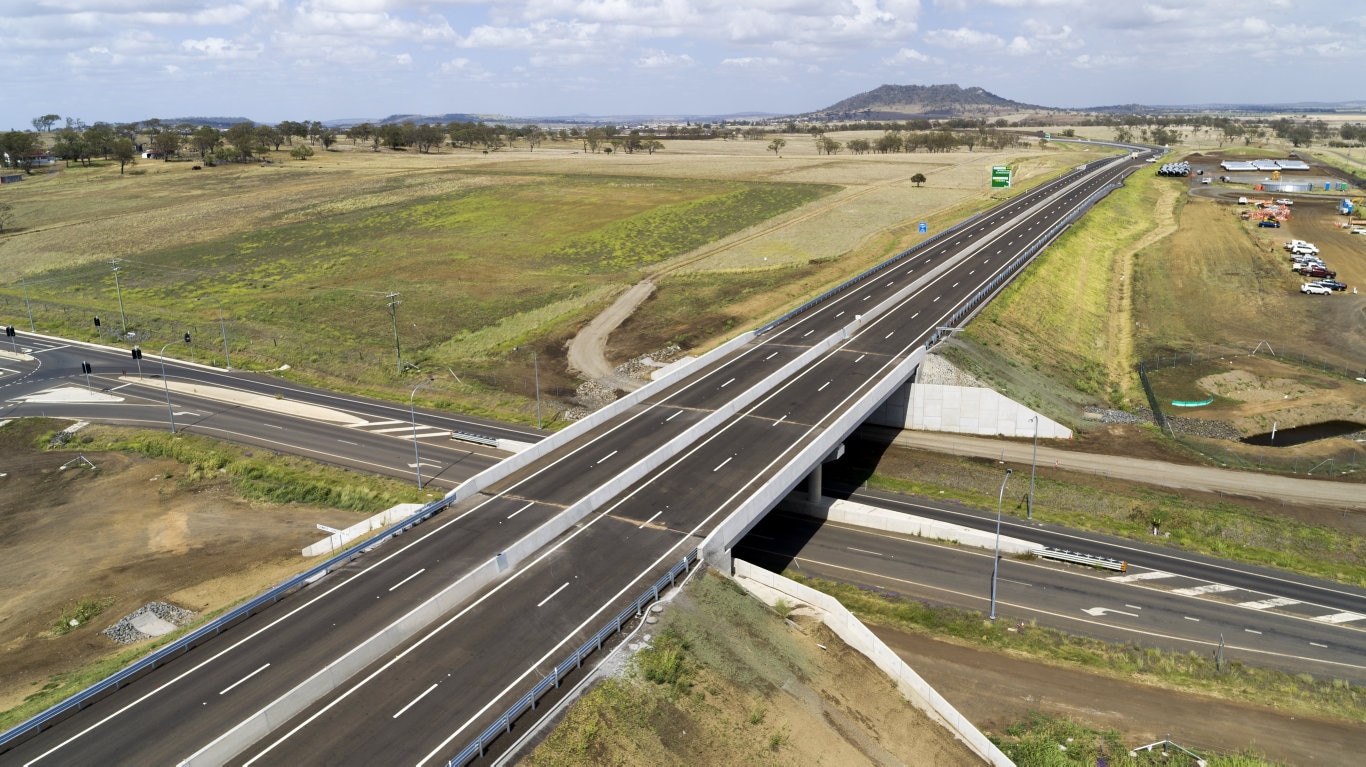 Boundary Street overpass of the Toowoomba Second Range Crossing.