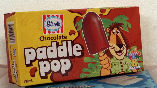 The Paddle Pop lion should be banned, an obesity expert says.