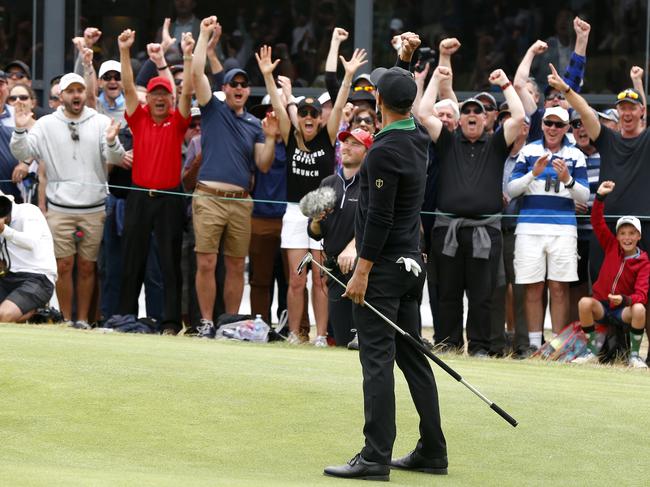 The crowd roars for Adam Scott during the 2019 Presidents Cup at Royal Melbourne. Picture: Daniel Pockett/Getty Images