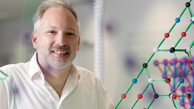 Director of the Sydney Nano Institute Stephen Bartlett, who is on a quest to suppress naturally occurring errors in quantum computers.