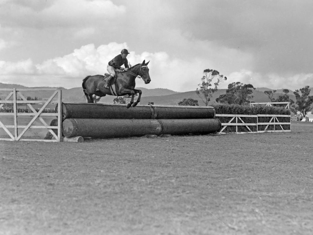 Mercury Archive historical file picture Royal Hobart Show.