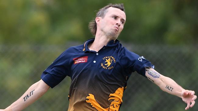 Will Lee of Strathmore bowls during the VTCA match between Strathmore and Yarraville Club at Lebanon Reserve in Strathmore, Saturday, January 11, 2020. (Photo/Julian Smith)