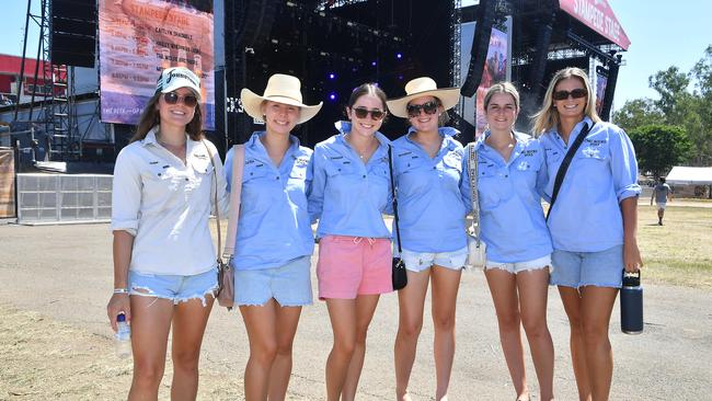 CMC Best Dressed Runners up: Kate Wild, Lydia Heironymus, Danielle Braden, Brooklyn Green, Abbie Bulmer, Laura Mulligan- CMC Rocks 2023 Willowbank Raceway Picture John Gass