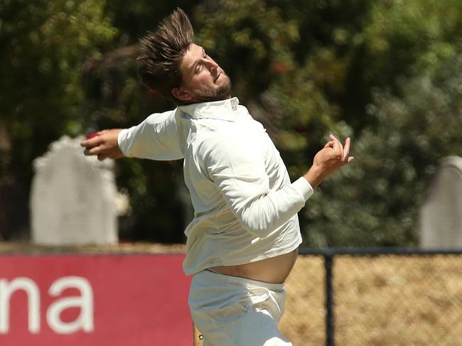 Alex Jones grabbed a five-wicket haul against Williamstown. Picture: Hamish Blair