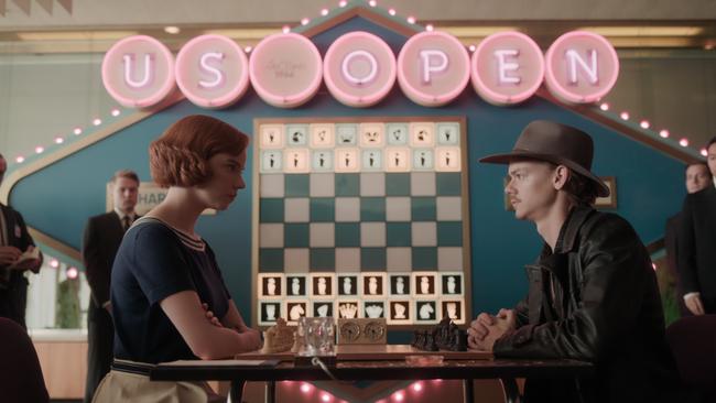 Anya Taylor-Joy as Beth Harmon and Thomas Brodie-Sangster as Benny in The Queen’s Gambit battle it out in Las Vegas for the US Open — but the ‘Hotel Mariposa’ is in reality, the Palais am Funkturm building of the exhibition complex, Messe Berlin.
