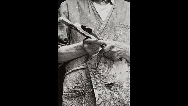 Greg Weight, <i>Coat, Hands and Brushes No. 1, Portrait of Lloyd Rees </i>(1983). Black and white photographic print. Bathurst Regional Art Gallery, purchased 1994 with funds donated by the Cottage Studio Art and Craft Group, Machattie Park, Bathurst.