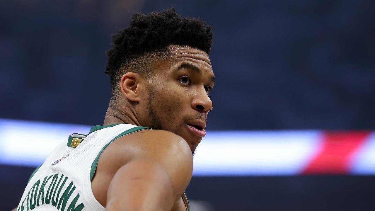 Boston Celtics def Milwaukee dolar;  skor pelanggaran teknis Giannis, video, Al Horford, Jayson Tatum