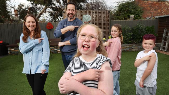 Brave Ivy Old with her parents, Wes and Jackie Old, and her sister, Game, 8, and brother Frankie, 10. Picture: David Caird