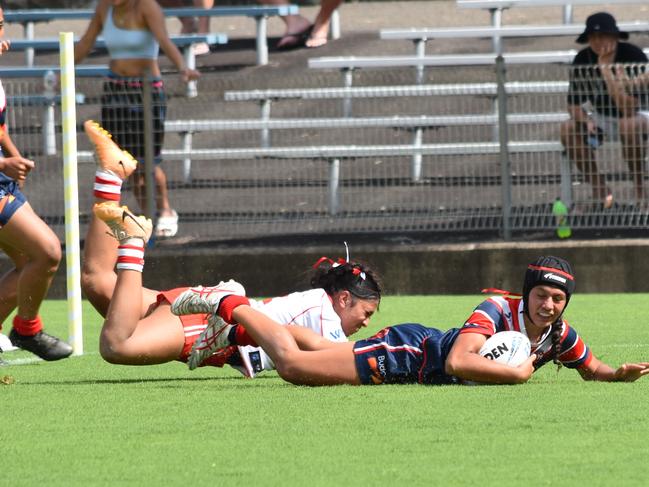 Ayva Papalii scores a try. Picture: Sean Teuma