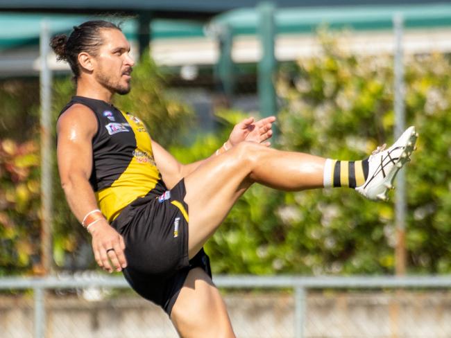 Nightcliff's Cameron Ilett is still showing the consistent form he is known for. Picture: Aaron Black/AFLNT Media