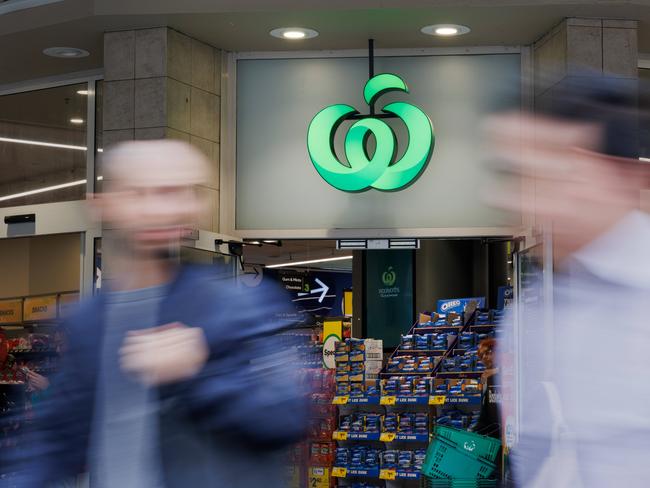 SYDNEY, AUSTRALIA - NewsWire Photos MAY 10 2024. GENERIC. Economy, cost of living, budget, shopping, supermarket, groceries. Exterior of the Woolworths Town Hall. Picture: NCA NewsWire / Max Mason-Hubers