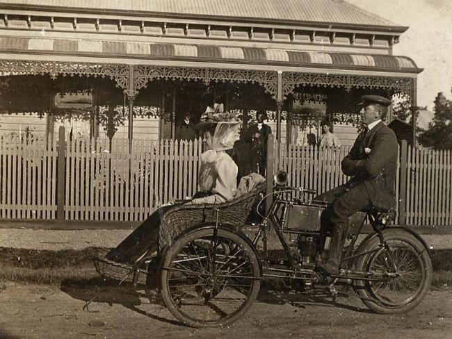 An undated photo of the Ballarat house “Lorna Doon”. Harold rides on the back of the tricycle.