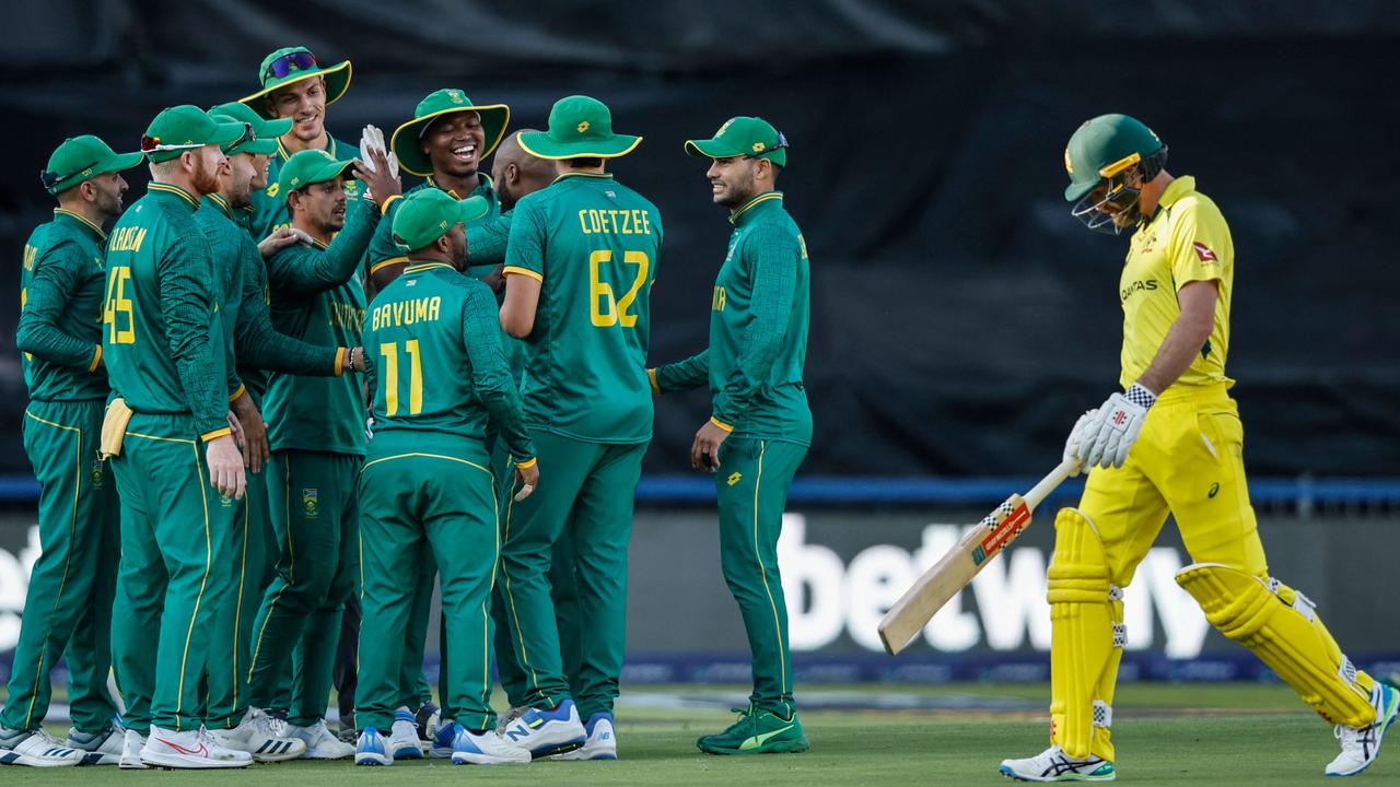 South African players celebrate after dismissing Australia's Sean Abbott (R). Picture: AFP