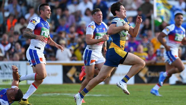 Mitchell Moses’ hot form at the back end of the season gives the Eels hope of an upset over the Panthers. Picture: Albert Perez/Getty Images