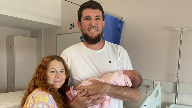 Asher Willett and Hayleigh Ciesiolka welcomed their first child, a daughter named Daisy, at 12.45am on New Year's Day 2023 at Royal Darwin Hospital. Picture: Bethany Griffiths