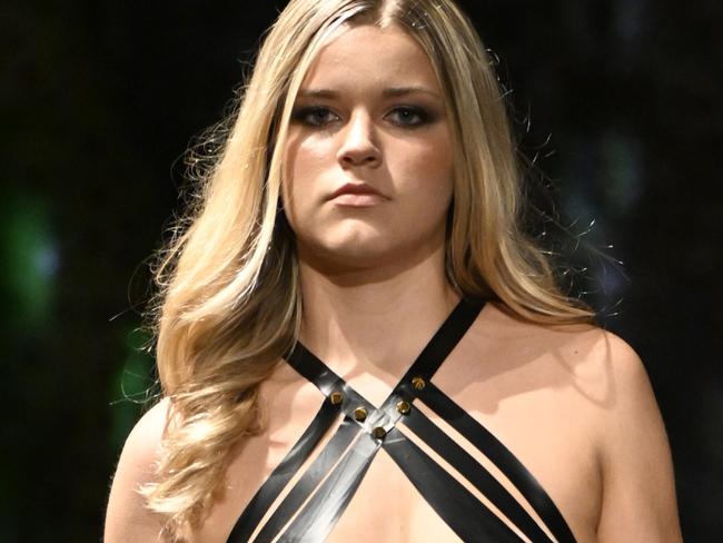 Model’s wildly revealing ‘sex tape’ outfit