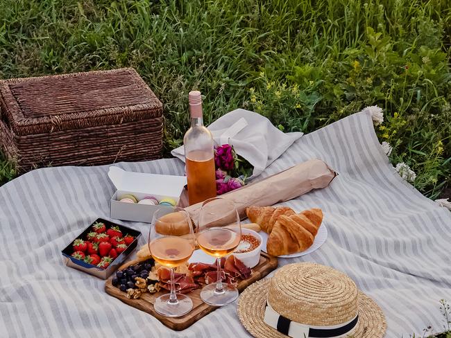 Every picnic needs a good quality picnic blanket. Picture: iStock.