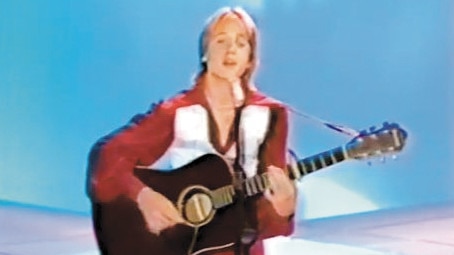 Keith Urban performing at 16 years old. (Picture: YouTube)