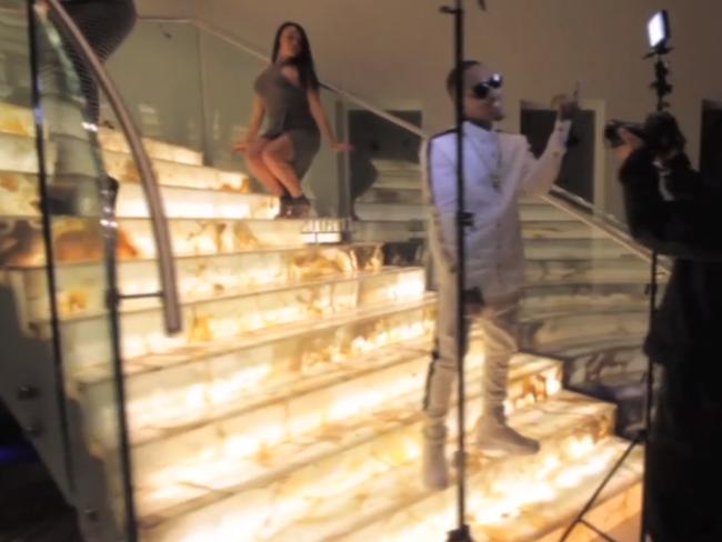 Rapper Bow Wow and friends get down in the video for Too Real.