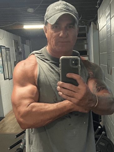 Shannon Noll has shown off his jaw-dropping biceps. Picture: Instagram