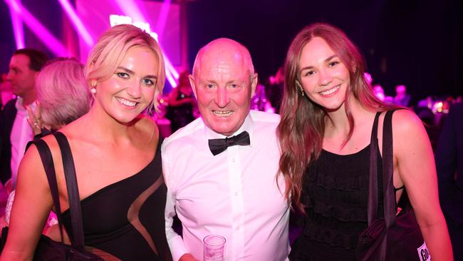 Ariarne Titmus, Russell Leary and Robyn Titmus at Gold Coast Bulletin Women of the Year Awards Presented by Harvey Norman 2024. Picture, Portia Large.