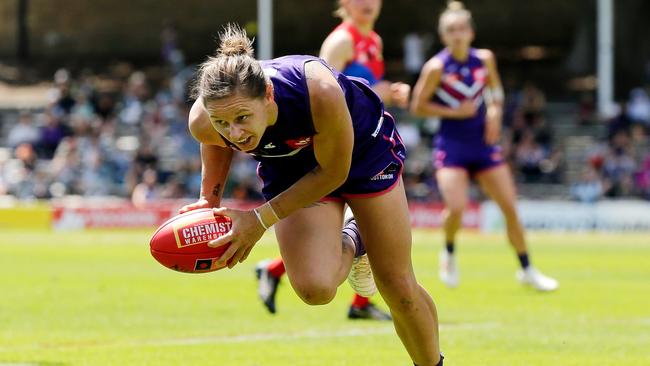 Kiara Bowers in action for the Dockers. (Photo by Will Russell/AFL Photos via Getty Images)