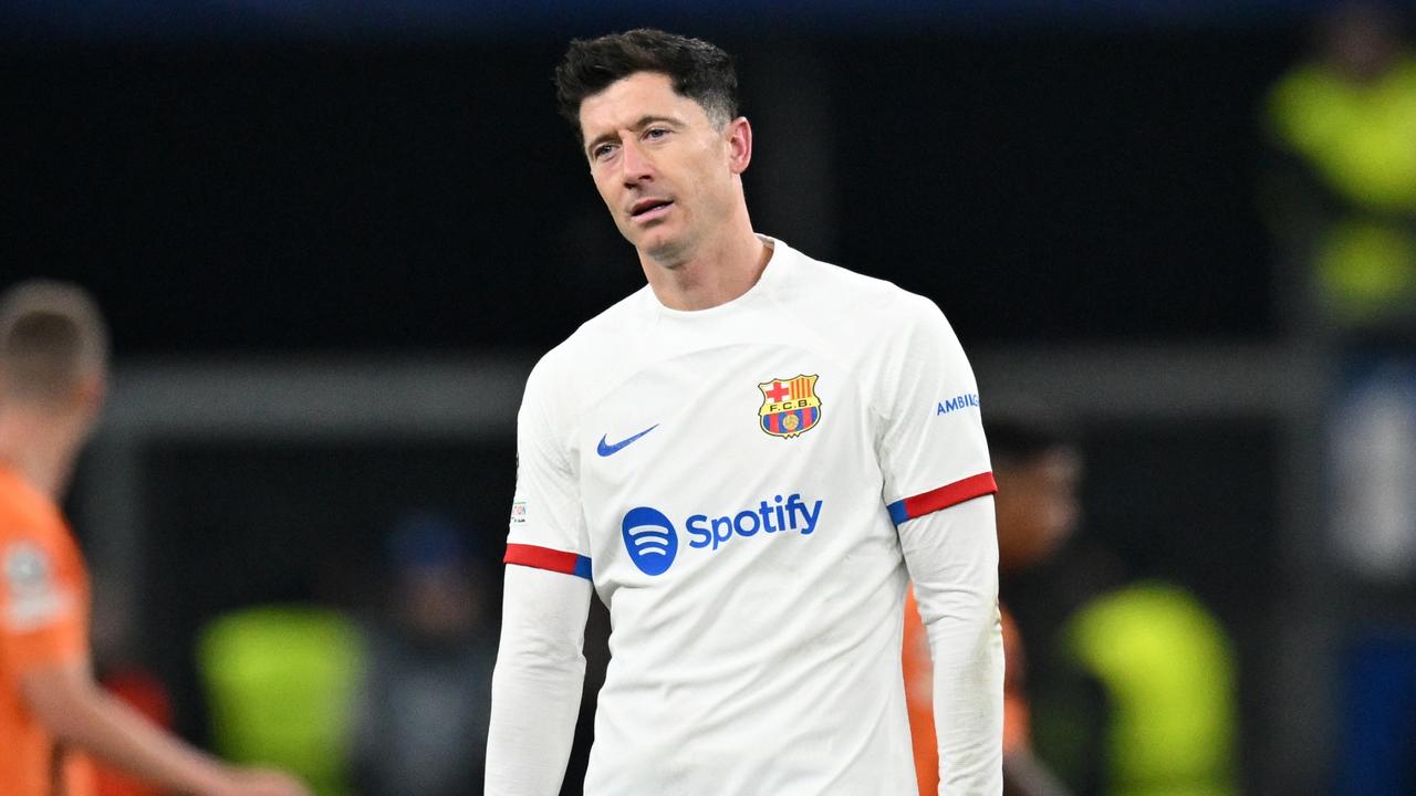 HAMBURG, GERMANY - NOVEMBER 07: Robert Lewandowski of FC Barcelona looks dejected following the team's defeat during the UEFA Champions League match between FC Shakhtar Donetsk and FC Barcelona at Volksparkstadion on November 07, 2023 in Hamburg, Germany. (Photo by Stuart Franklin/Getty Images)
