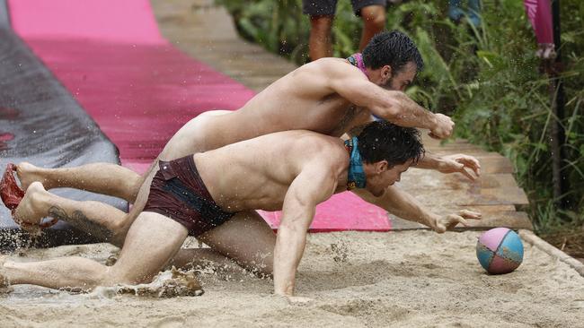 Now it’s X-rated': Survivor hunk Locky goes naked for challenge.