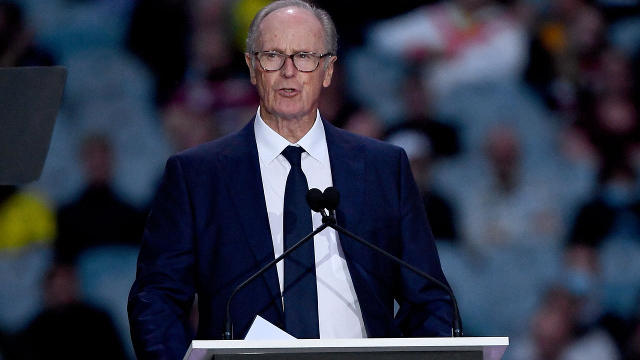 Keith Warne, father of Shane Warne, speaks during the state memorial service